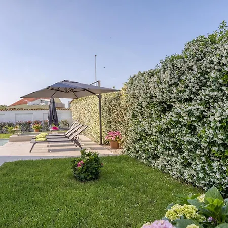 A Touch Of Luxury And Comfort - Irena Poreč