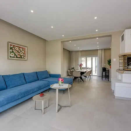 A Touch Of Luxury And Comfort - Irena Villa Poreč