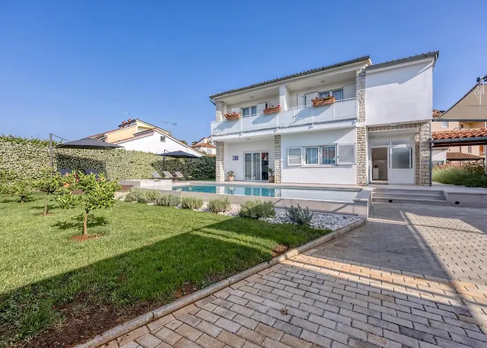 Βίλα A Touch Of Luxury And Comfort - Irena Πόρετς