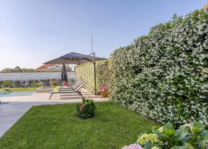 A Touch Of Luxury And Comfort - Irena Poreč