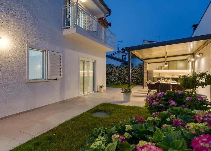 Βίλα A Touch Of Luxury And Comfort - Irena *