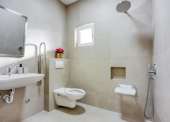 A Touch Of Luxury And Comfort - Irena Villa Poreč