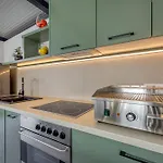 A Touch Of Luxury And Comfort - Irena *