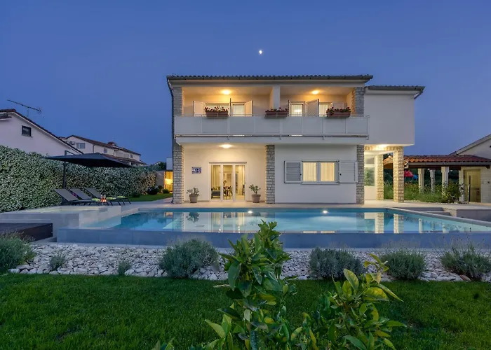 A Touch Of Luxury And Comfort - Irena Вилла *