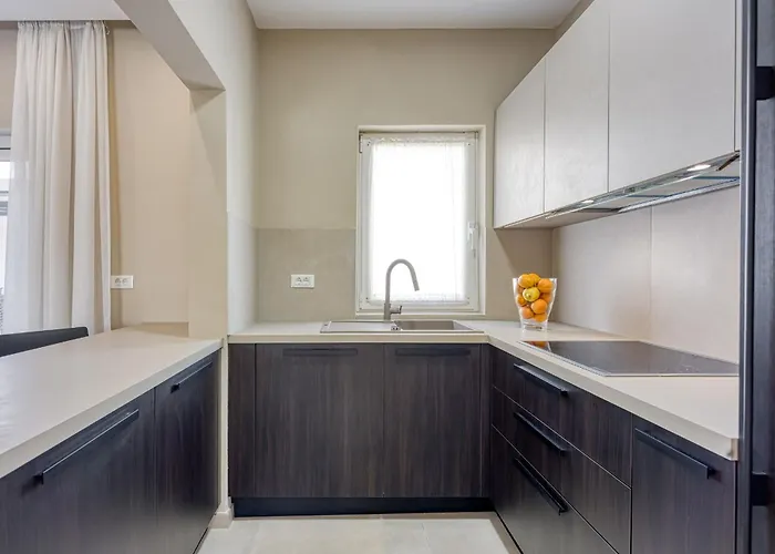 A Touch Of Luxury And Comfort - Irena Villa