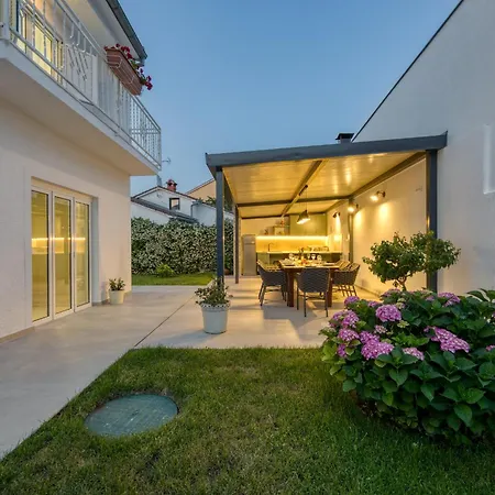 Βίλα A Touch Of Luxury And Comfort - Irena